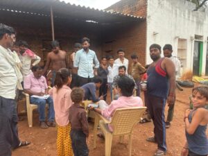 करैरा के ग्राम छिरारी में तेरहवी का खाना खने से 200 लोग हुए बीमार