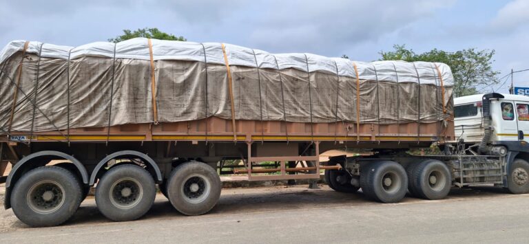 ट्रॉला में छुपाकर ले जाया जा रहा था पीडीएस का 412 क्विंटल चावल, पुलिस ने पकड़ा