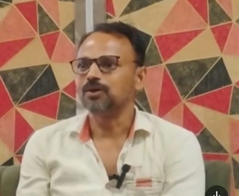 एक्सिस बैंक पर गोल्ड लोन में जेवर बदलने का आरोप, पुलिस से की शिकायत