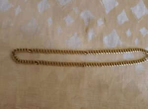 एक्सिस बैंक पर गोल्ड लोन में जेवर बदलने का आरोप, पुलिस से की शिकायत