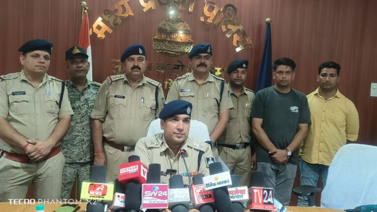 यात्री बस से चोरी हुए 10 लाख के जेवर 12 घंटे में पुलिस ने किए बरामद, आरोपी दबोचा