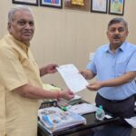 पानी बना परेशानी, फसलों को नुकसान, विधायक ने सौंपा कलेक्टर को ज्ञापन