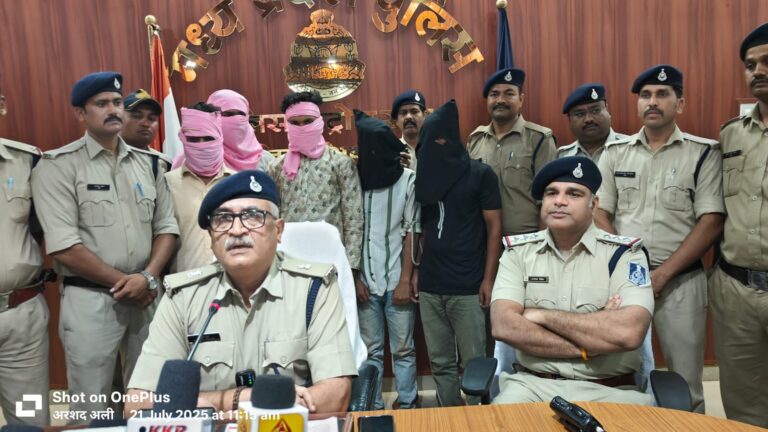 गोद लिए चचेरे भाई ने ही दी थी कपिल की जान लेने के लिए 25 लाख की सुपारी