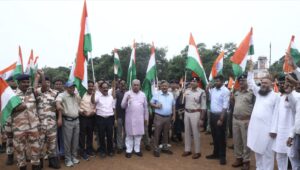 देशभक्ति के गीतों से गूंजा शहर शिवपुरी, निकली भव्य तिरंगा रैली