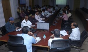 हाइवे पर बैठने वाले मवेशियों का बनाएं अस्थाई ठिकाना, छुड़ाने आए कोई, तो करें जुर्माना