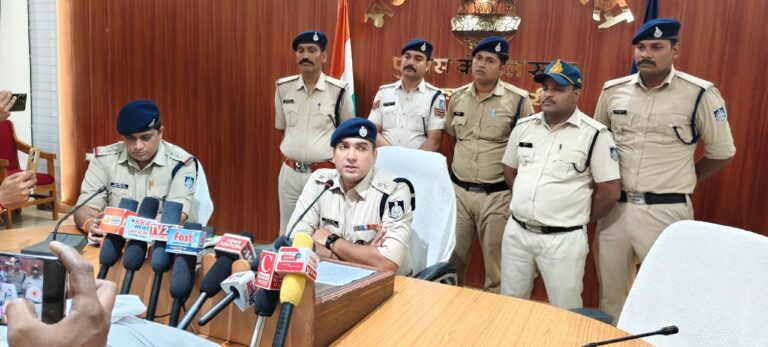 शिवपुरी पुलिस ने पकड़ी 6 करोड़ की चरस, टमाटर ले जाता था नेपाल, लाता था नशा