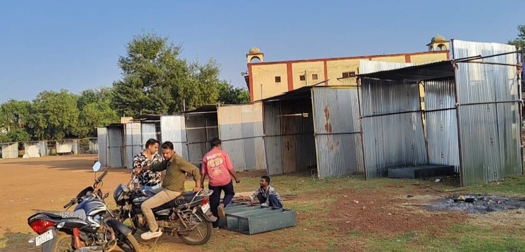 आ गई दीवाली- सजने लगा आतिशबाजी का बाजार, घाटे में ठेका कैसे ले लिया ठेकेदार ने?