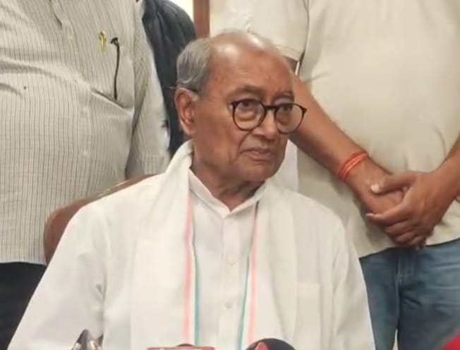 अमरीका राष्ट्रपति ट्रंप ने धमकी देकर भेजी भारत में मक्का, इसलिए किसान को नहीं मिल रहे अच्छे दाम: दिग्विजय