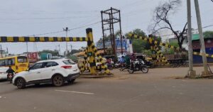 गुना-ग्वालियर नाकों पर भारी वाहन रोकने वाले हाइट लिमिट पोल टूट कर हुए साइड, अब नहीं कोई रोक