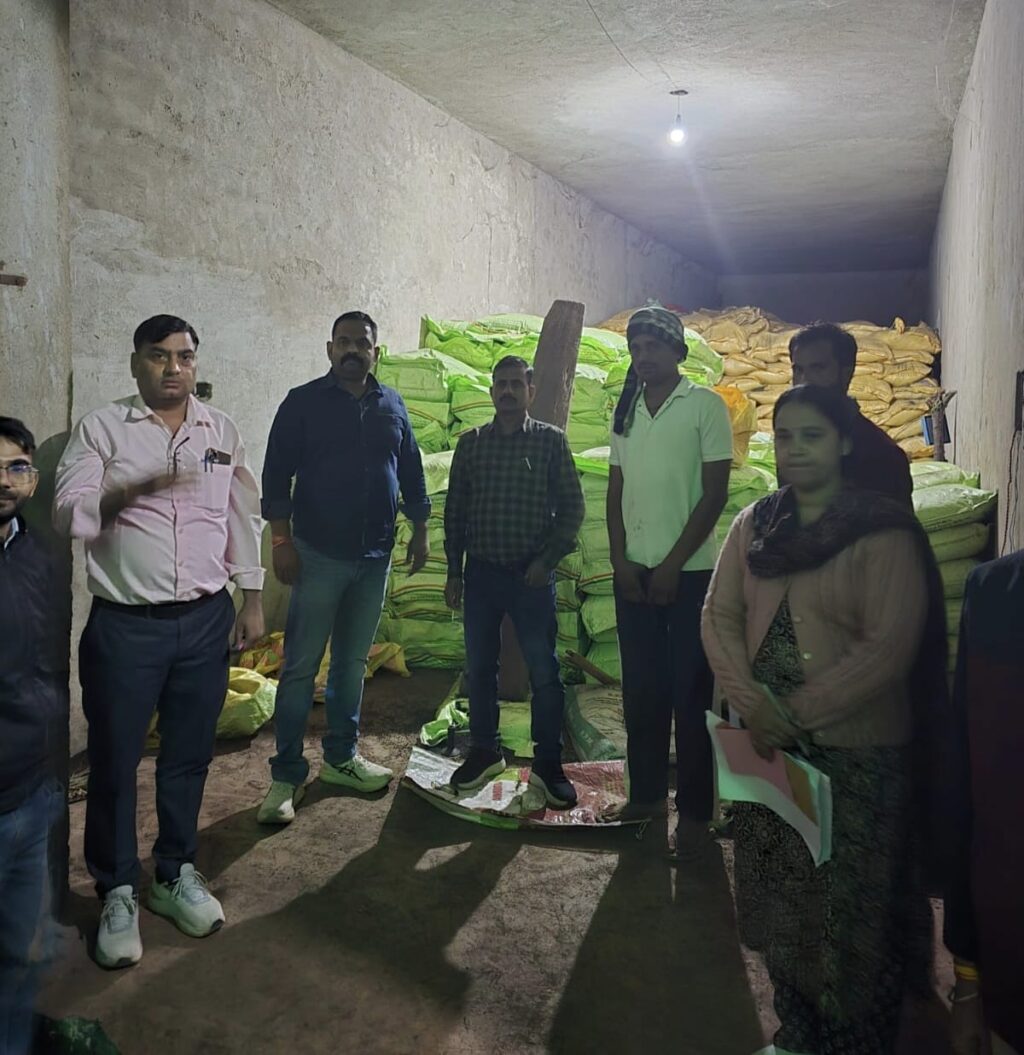 किसान को पहले ही रुला रही प्रकृति, अब तुम तो अन्नदाता के साथ ऐसा छलावा तो मत करो