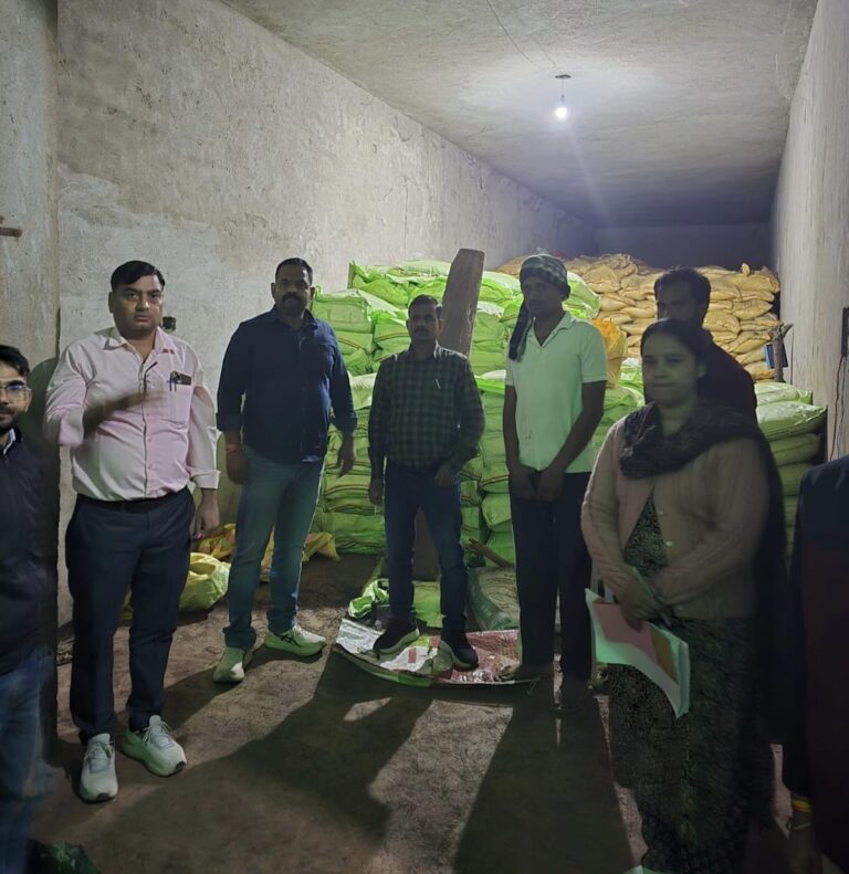 किसान को पहले ही रुला रही प्रकृति, अब तुम तो अन्नदाता के साथ ऐसा छलावा तो मत करो