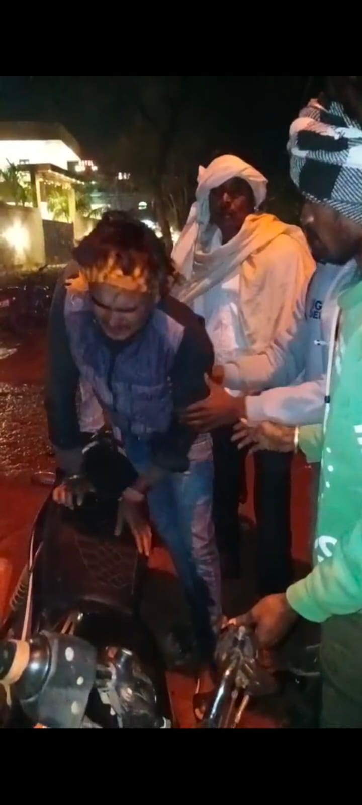 जो प्रोजेक्ट हो गया शहर में फैल, वो बन रहा शहरवासियों के लिए जान का खतरा