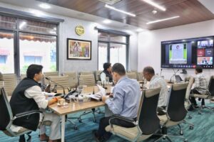 शिवपुरी को आधुनिक पर्यटन नगरी बनाने का केंद्रीय मंत्री ने फिर खींचा खाका, जनप्रतिनिधि व अधिकारी भी रहे शामिल