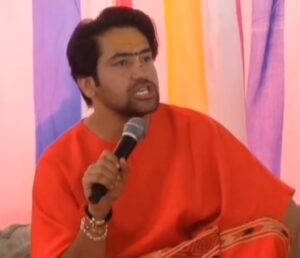 भारत को खोखला कर रहा भ्रष्टाचार, व रूढ़ीवादिता: बिगड़ा सिस्टम सरकार और बाबा नहीं सुधारेंगे