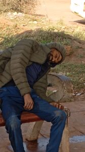 ठंड से ठिठुर कर मर गया बस स्टेंड पर आया युवा यात्री, नपा ने अभी तक नहीं जलवाए शहर में अलाव