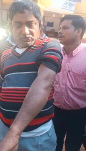 जबरन अपने क्षेत्र की सप्लाई खोलने पर पंप अटेंडर ने जताई आपत्ति, तो लोहे की रॉड से मारा