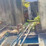 कहीं शिवपुरी में भी न बन जाएं इंदौर जैसे हालात, सिद्धेश्वर के सामने सीवर चेंबर के पास से हो रही पानी की सप्लाई