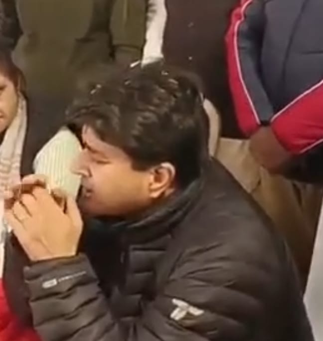 सीवर प्रोजेक्ट बना केंद्रीय मंत्री के लिए सिरदर्द, कुछ न कर पाने की मजबूरी मीडिया के समक्ष स्वीकारी