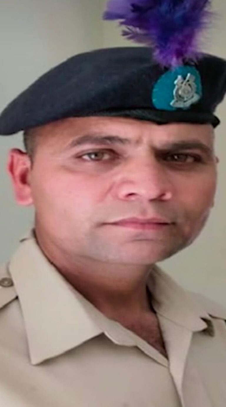 हरियाणा के रहने वाले सीआरपीएफ जवान ने शिवपुरी में फांसी लगाकर दी जान, कारण अज्ञात