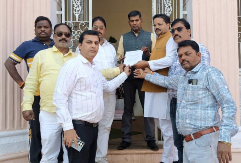 рджрдордирдХрд╛рд░реА рдкрд░рд┐рд╡рд╣рди рдиреАрддрд┐ рдХреЗ рдЦрд┐рд▓рд╛рдл рд╣реЛрд▓реА рд╕реЗ рдПрдХ рджрд┐рди рдкреВрд░реНрд╡ рдмрдВрдж рд╣реЛ рдЬрд╛рдПрдВрдЧреА рдпрд╛рддреНрд░реА рдмрд╕реЗрдВ, рджрд┐рдпрд╛ рдЬреНрдЮрд╛рдкрди