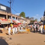 मेगा हेल्थ कैंप लगने से पहले प्रचार-प्रसार के लिए शहर के मुख्य बाजार से निकाली रैली