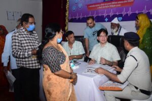 कार्डियोलॉजिस्ट डॉ. यूसुफ जमाल ने किया हृदय रोगियों का निःशुल्क परीक्षण व उपचार