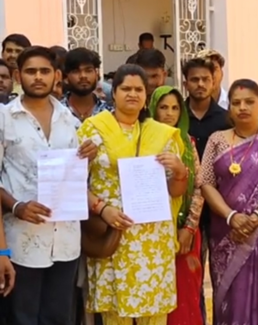 जहां से चल रही गांव की सरकार- वहीं लग रहे भ्रष्टाचार के आरोप, आवास के नाम पर सचिव मांग रहा 10 हजार