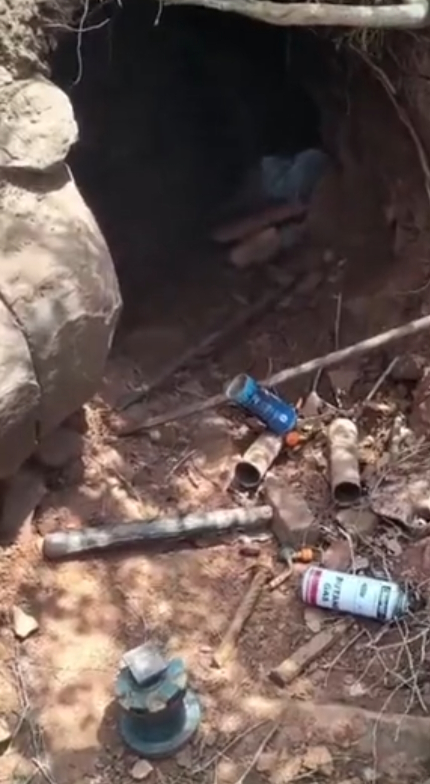 नरवर किले में खजाना खोदने के लिए बनाई 20 फीट गहरी सुरंग, पसर देवी के नीचे खजाना छुपा होने का अनुमान