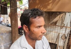 कृषि उपज मंडी पिपरसमा में किसानों के साथ भी हो रही ओपन लूट, 10 क्विंटल लहसुन में से 50 किलो लहसुन फ्री में लिया