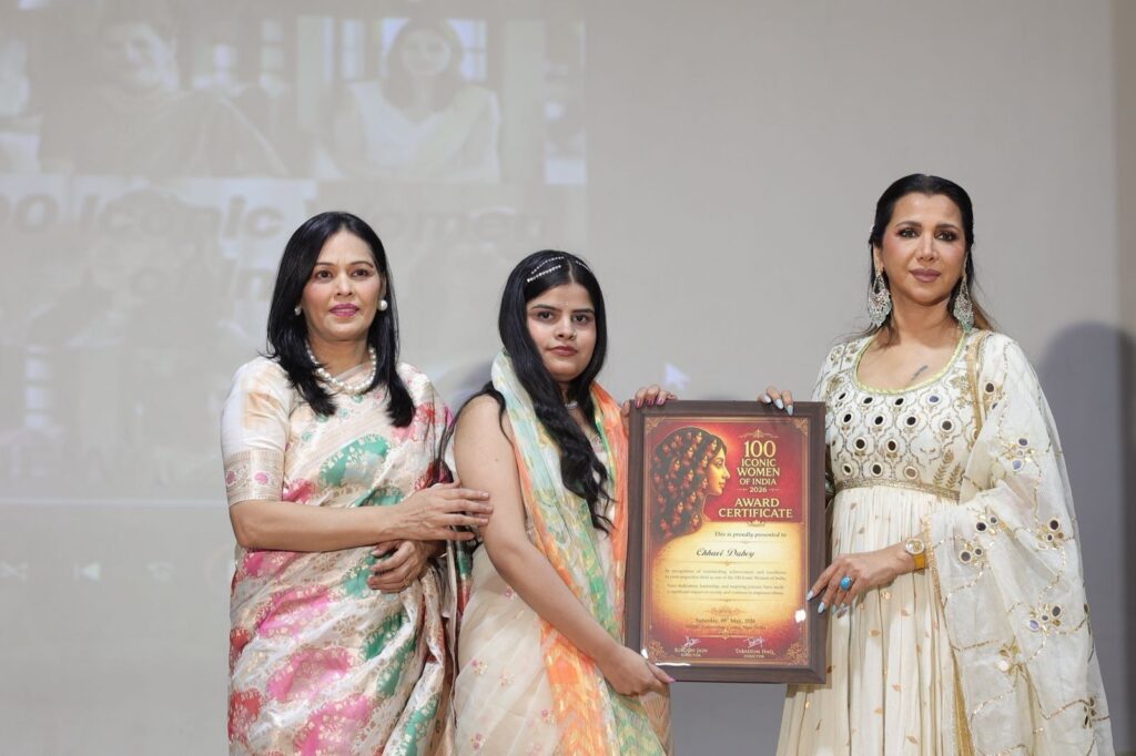 डॉ. दुबे को आइकोनिक वूमेन ऑफ इंडिया अवॉर्ड से किया सम्मानित