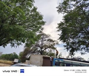 प्रदेश के ऊर्जा मंत्री के प्रभार वाले जिले में असमान पर बादल देखकर बंद कर रहे बिजली, उमस भरी गर्मी में जनता बेहाल
