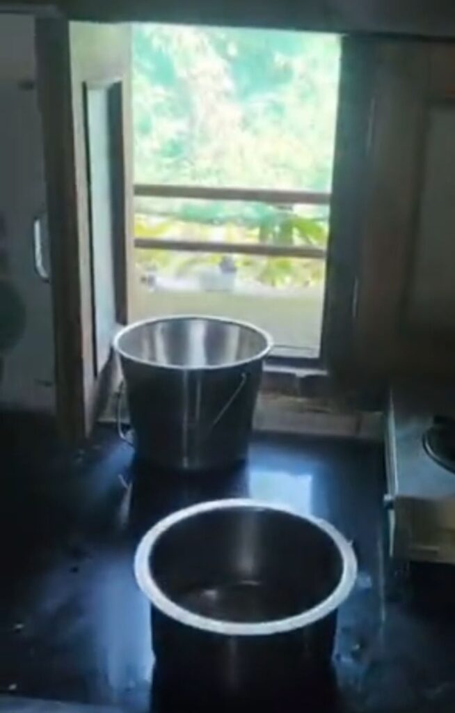 बदरवास के सीएम राइज स्कूल के प्रिंसिपल के घर 1 करोड़ की चोरी, किचिन की खिड़की उखाड़कर घुसे चोर