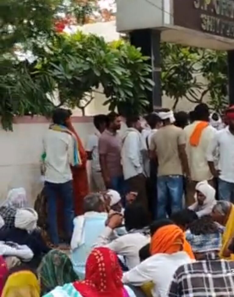 गांव के बाहर बस गए पारदी लुटेरे, खौफ़जदा ग्रामीण पहुंचे एसपी ऑफिस, सुनाई दास्तां