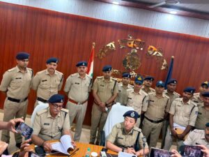 पोहरी में पार्षद के घर चोरी करने वाला गिरोह दबोचा, दो अंतरराज्यीय चोर, 50 हजार का इनामी