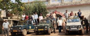 अब जल्द ही शिवपुरी के लोगों को देखने आएंगे सैलानी: खतरनाक जानवरों के बीच बिना पानी के कैसे जिंदा हैं लोग